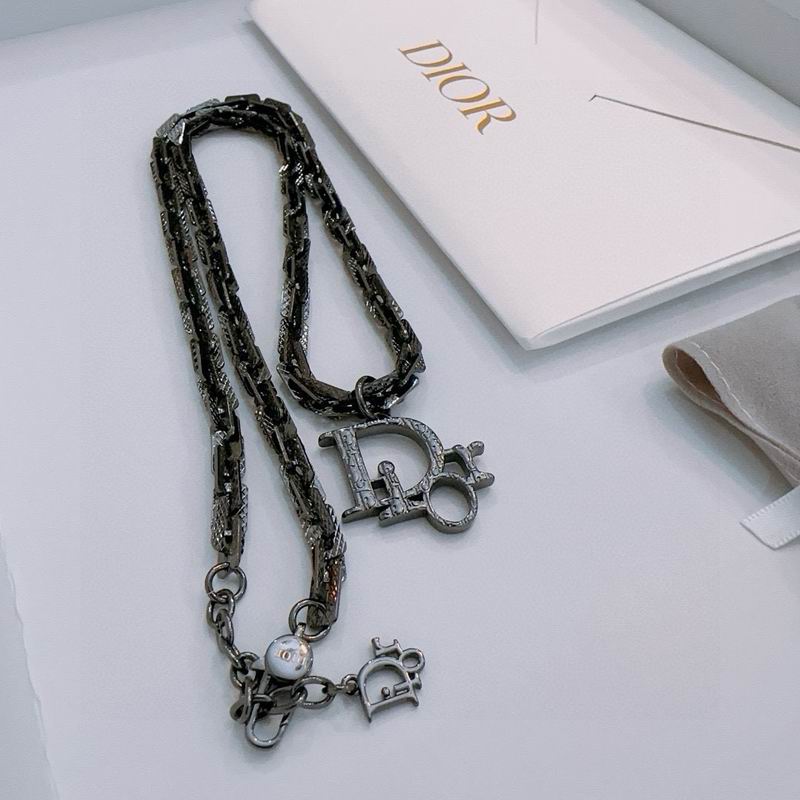 Dior Necklace 05yxh25